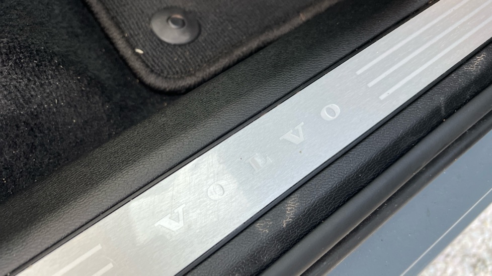 Used Volvo XC60 2023 for sale - 76664492: Photo 40