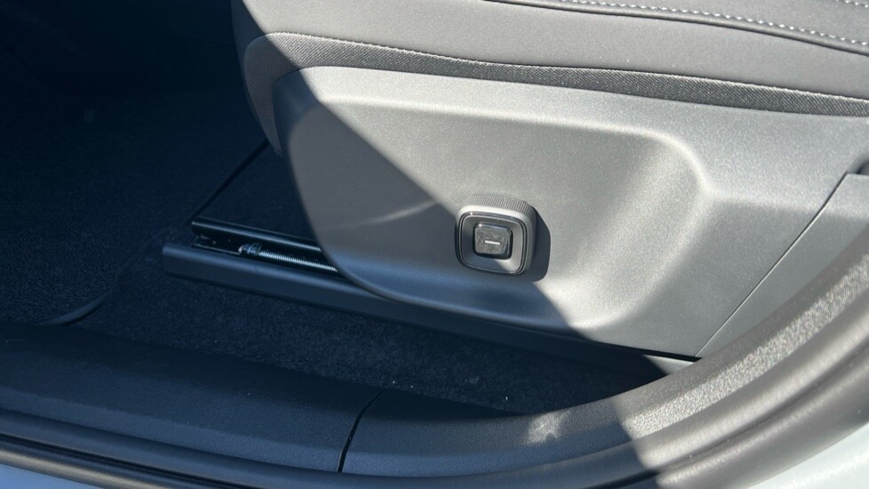 Used Volvo EX30 2025 for sale - 76145890: Photo 30