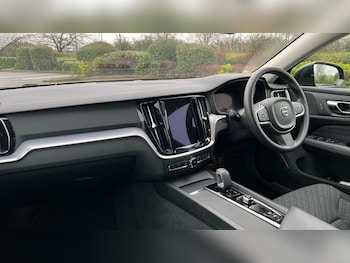 Used Volvo V60 2022 for sale - 76921755: Photo