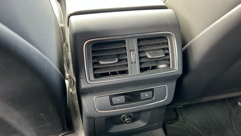 Vehicle 33