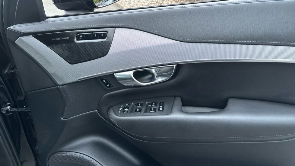 Used Volvo XC90 2022 for sale - 76921862: Photo 15