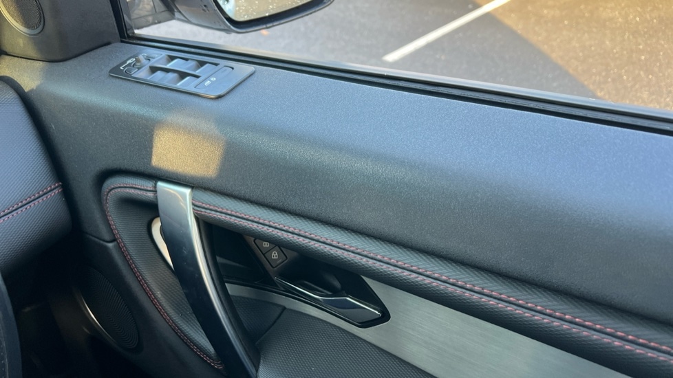 Used Land Rover Discovery Sport 2021 for sale - 76428116: Photo 30