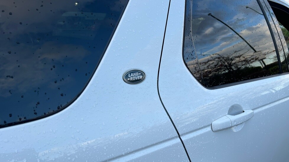 Used Land Rover Discovery Sport 2021 for sale - 76428116: Photo 39