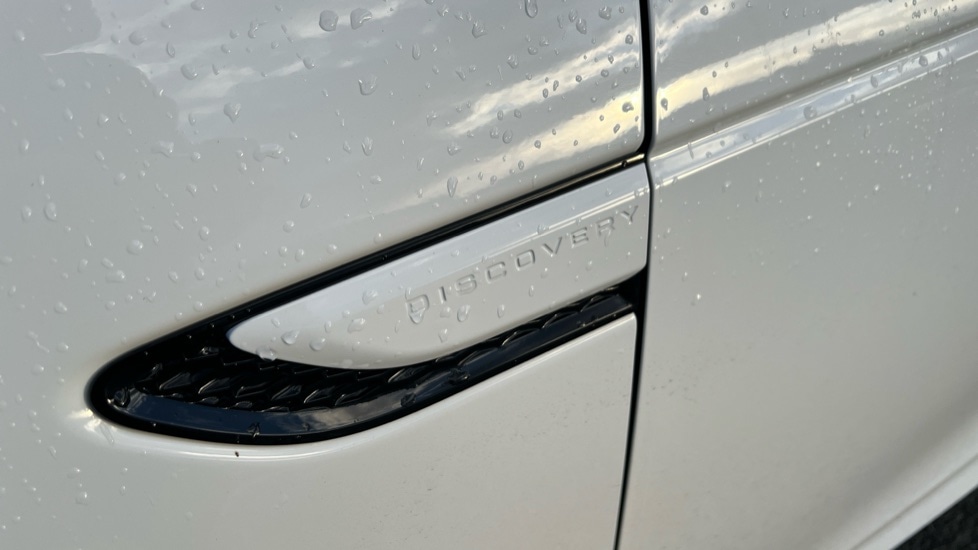 Used Land Rover Discovery Sport 2021 for sale - 76428116: Photo 50