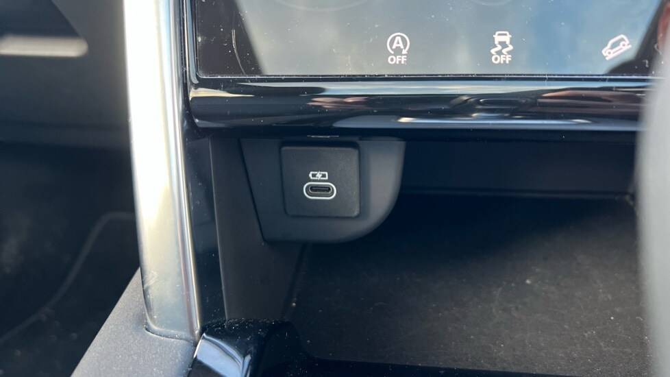 Used Land Rover Discovery Sport 2021 for sale - 76428116: Photo 60