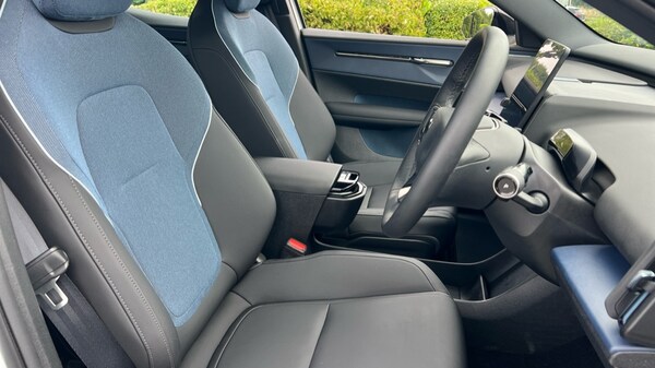 Used Volvo EX30 2025 for sale - 75702594: Photo 9