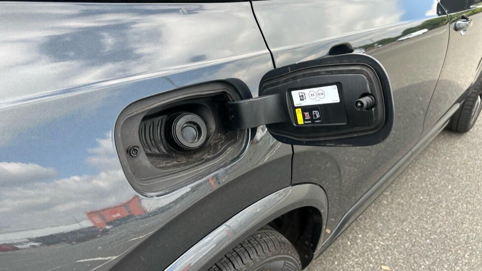 Vehicle 43