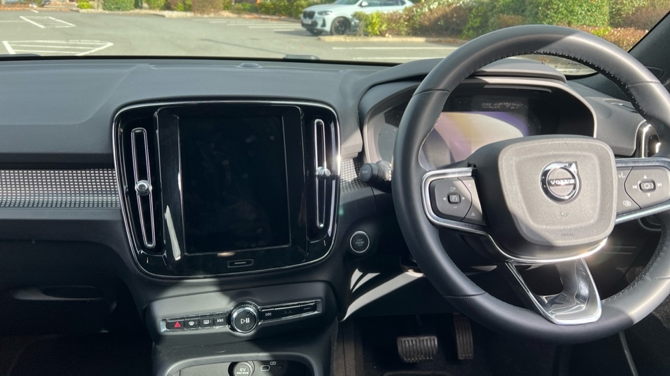 Used Volvo XC40 2024 for sale - 76410573: Photo 22