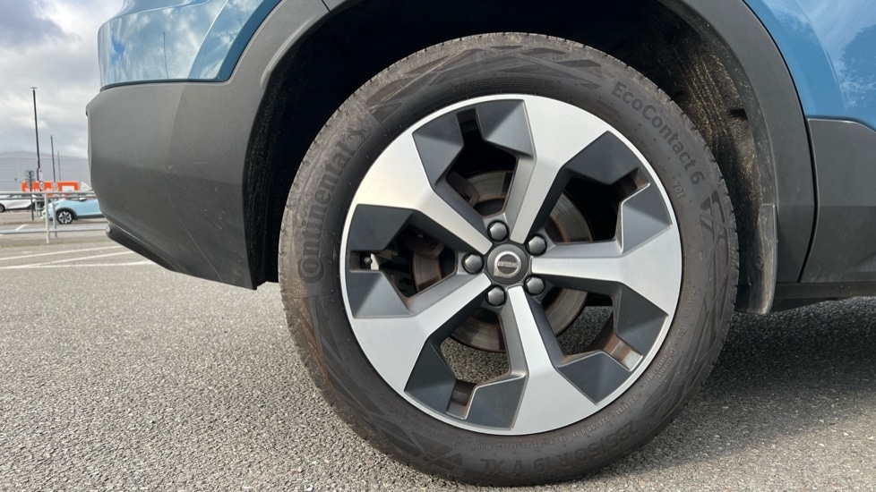 Used Volvo XC40 2024 for sale - 76410573: Photo 24