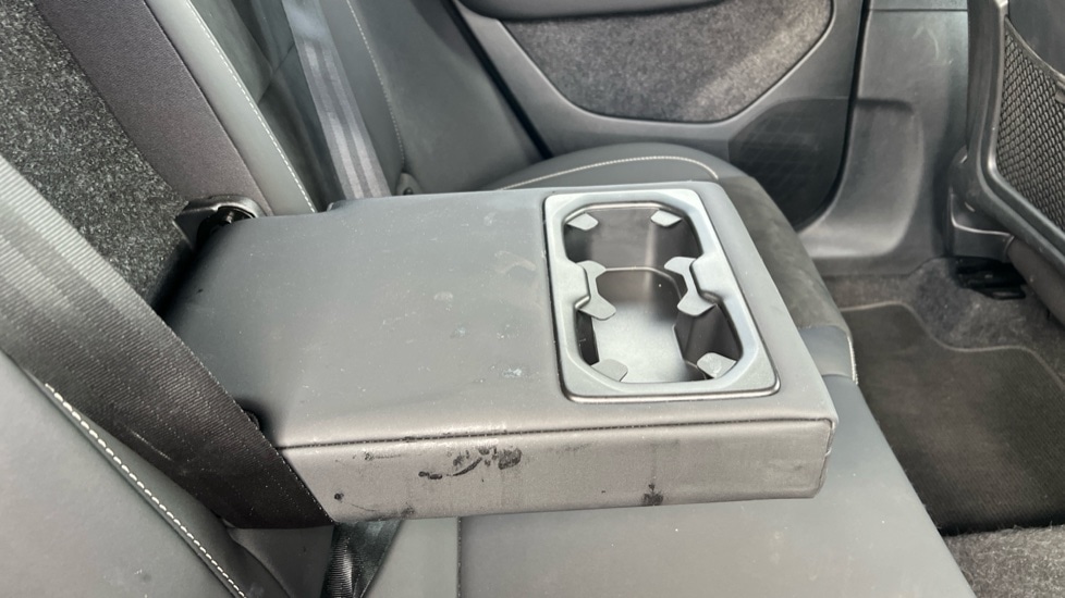 Used Volvo XC40 2024 for sale - 76410573: Photo 31