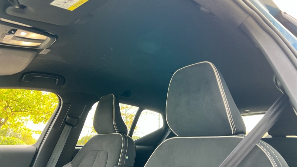 Used Volvo XC40 2024 for sale - 76410573: Photo 41