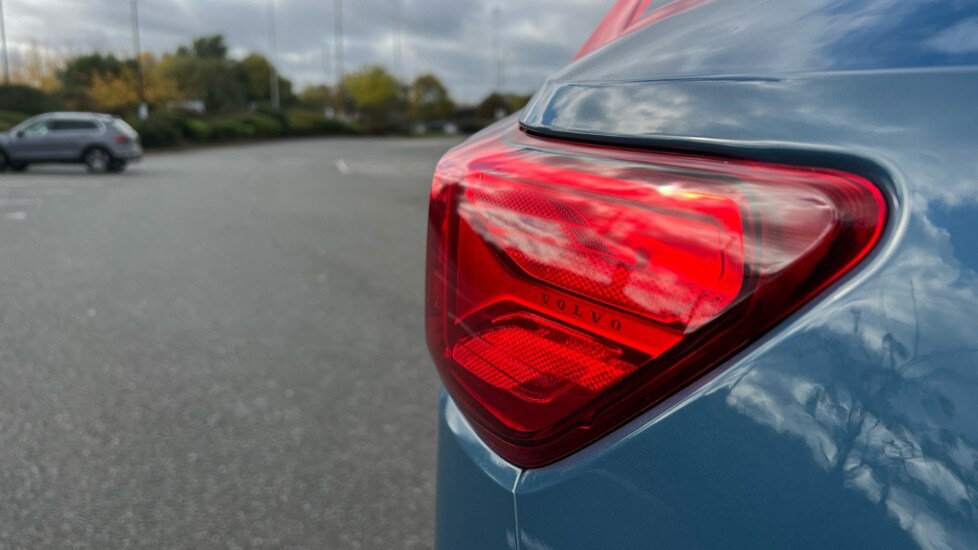 Used Volvo XC40 2024 for sale - 76410573: Photo 44