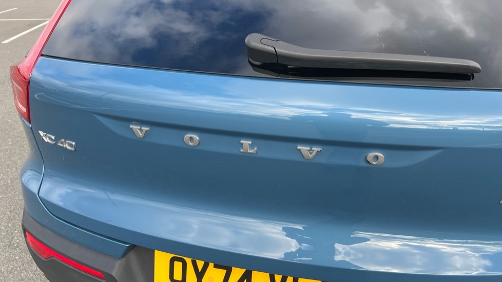 Used Volvo XC40 2024 for sale - 76410573: Photo 46