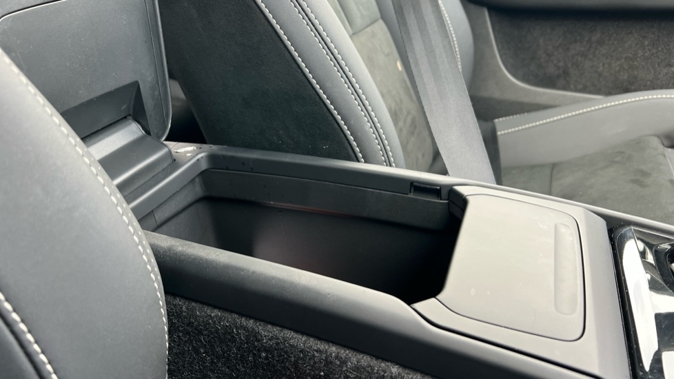 Used Volvo XC40 2024 for sale - 76410573: Photo 61