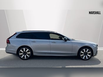 Used Volvo V90 2024 for sale - 75595774: Photo