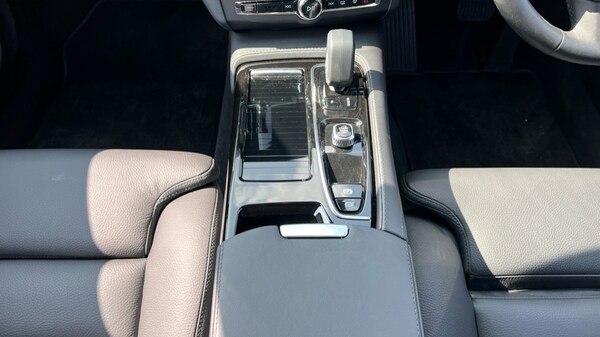 Used Volvo V90 2024 for sale - 75595774: Photo 51