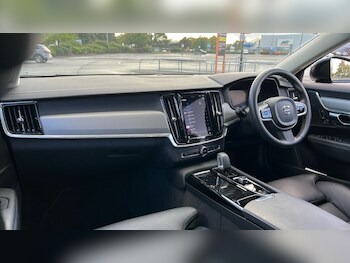 Used Volvo V90 2022 for sale - 75784010: Photo