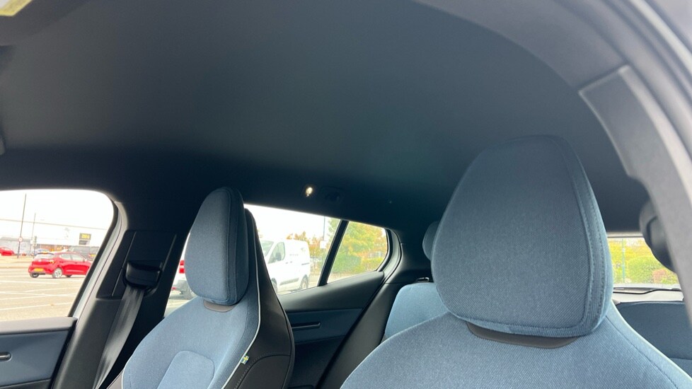 Used Volvo EX30 2025 for sale - 76146011: Photo 39