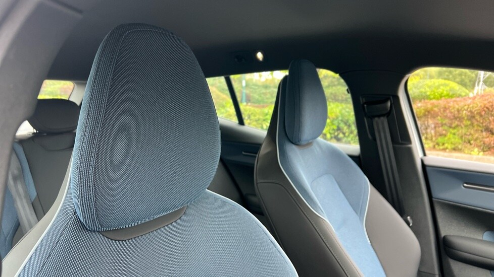 Used Volvo EX30 2025 for sale - 76146011: Photo 45