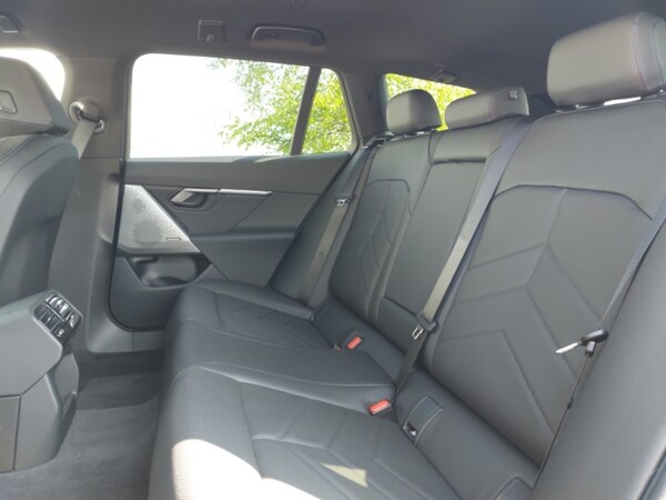 Used BMW 5 Series 2025 for sale - 76272017: Photo 12