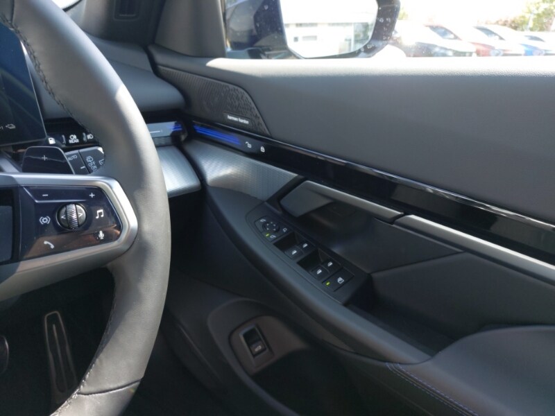 Used BMW 5 Series 2025 for sale - 76272017: Photo 18