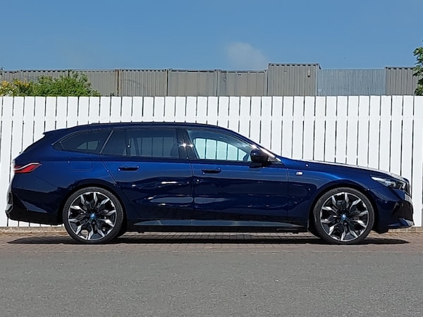 Used BMW 5 Series 2025 for sale - 76272017: Photo 2