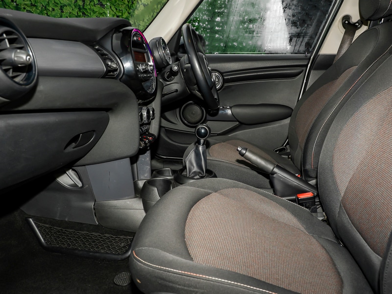 Used MINI Hatch 2017 for sale - 77202110: Photo 2