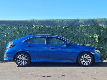 Used Honda Civic 2017 for sale - 78441443: Photo