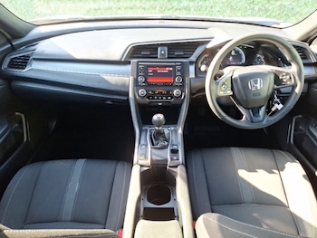 Used Honda Civic 2017 for sale - 78441443: Photo
