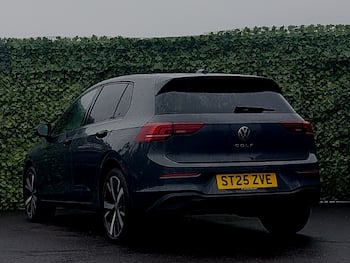 Used Volkswagen Golf 2025 for sale - 79723645: Photo