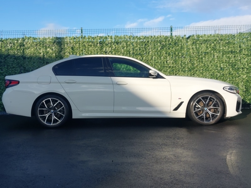 Used BMW 5 Series 2022 for sale - 77235051: Photo 2