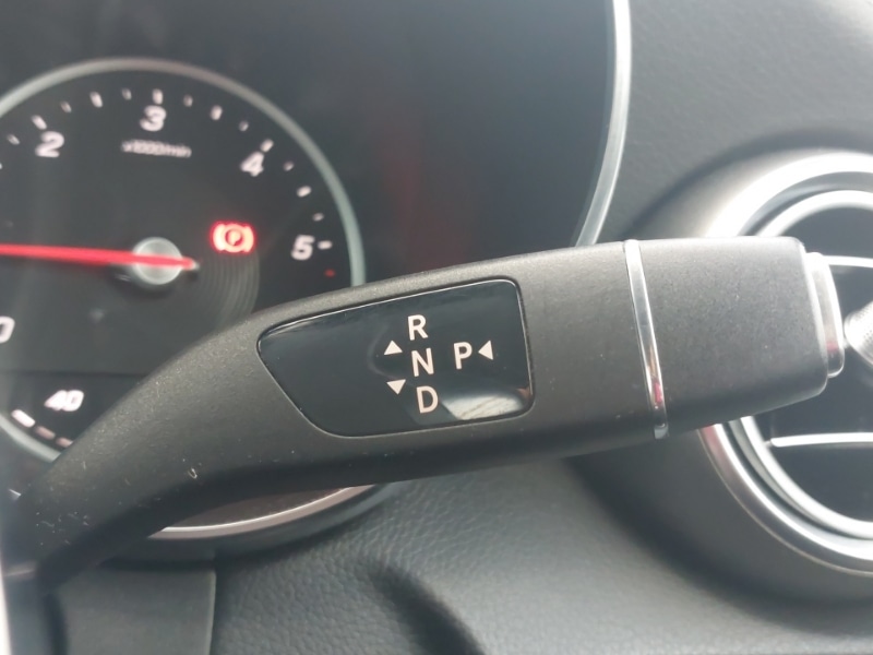 Used Mercedes-Benz GLC 2019 for sale - 76397569: Photo 10