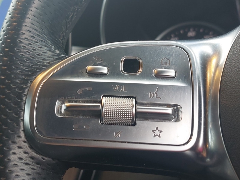 Used Mercedes-Benz GLC 2019 for sale - 76397569: Photo 18