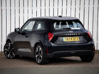 Used MINI Cooper 2024 for sale - 76548744: Photo