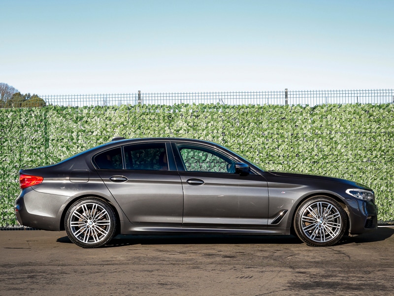 Used BMW 5 Series 2018 for sale - 76630749: Photo 2