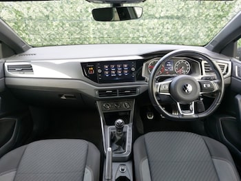 Used Volkswagen Polo 2021 for sale - 76847008: Photo