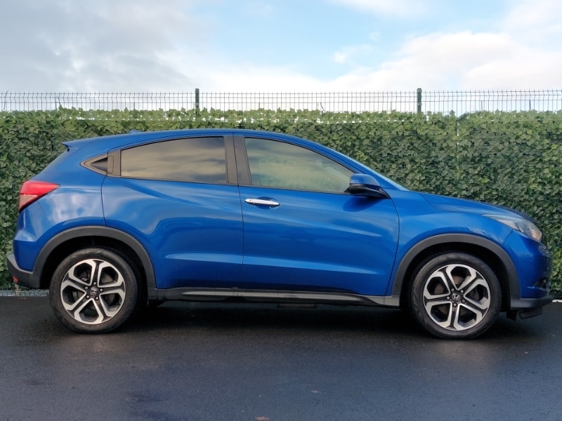 Used Honda HR-V 2017 for sale - 76846982: Photo 2