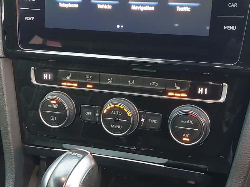 Used Volkswagen Golf 2019 for sale - 77223880: Photo 19