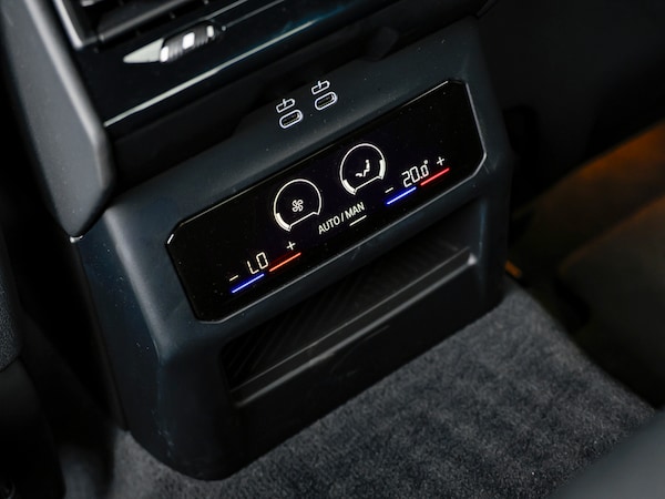Used BMW i5 2025 for sale - 76052111: Photo 17
