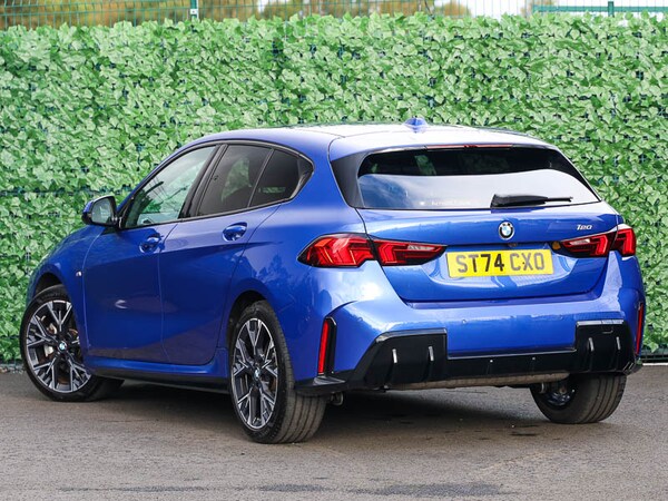 Used BMW 1 Series 2024 for sale - 76213317: Photo 3