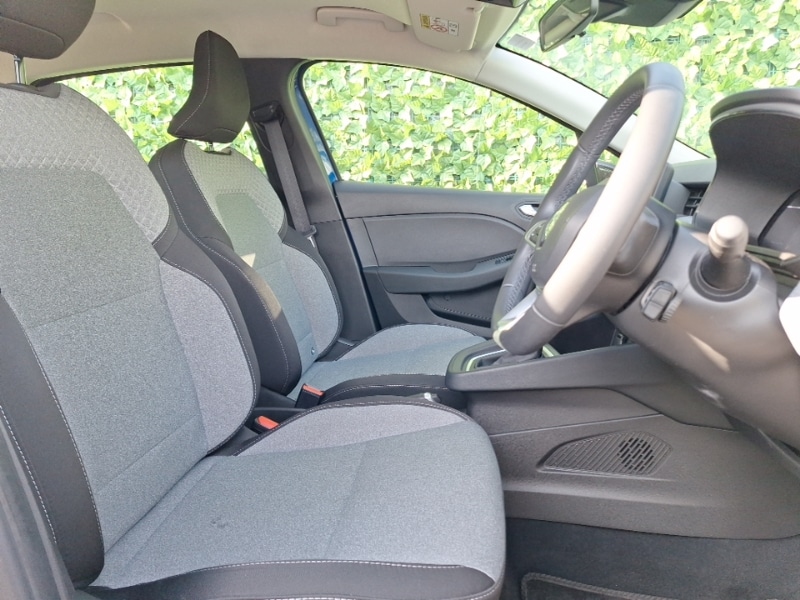 Used Renault Clio 2024 for sale - 78164256: Photo 11