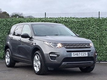 Used Land Rover Discovery Sport 2017 for sale - 77682647: Photo