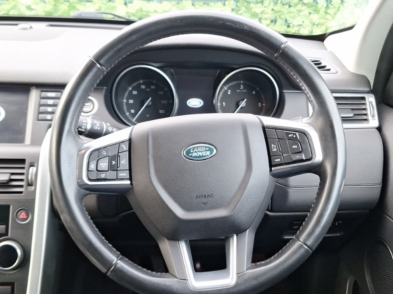 Used Land Rover Discovery Sport 2017 for sale - 77682647: Photo 5