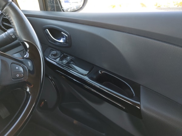 Used Renault Clio 2014 for sale - 76054242: Photo 11
