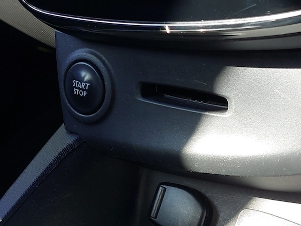 Used Renault Clio 2014 for sale - 76054242: Photo 19