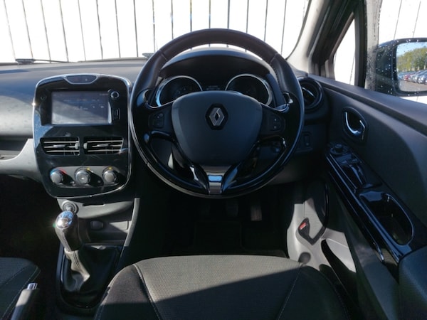 Used Renault Clio 2014 for sale - 76054242: Photo 5
