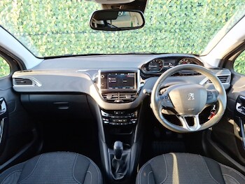 Used Peugeot 208 2019 for sale - 77736650: Photo