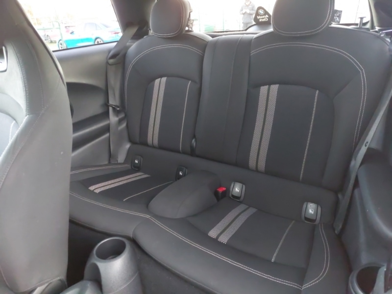 Used MINI Hatch 2022 for sale - 77108277: Photo 12