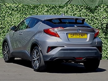Used Toyota C-HR 2017 for sale - 78675218: Photo