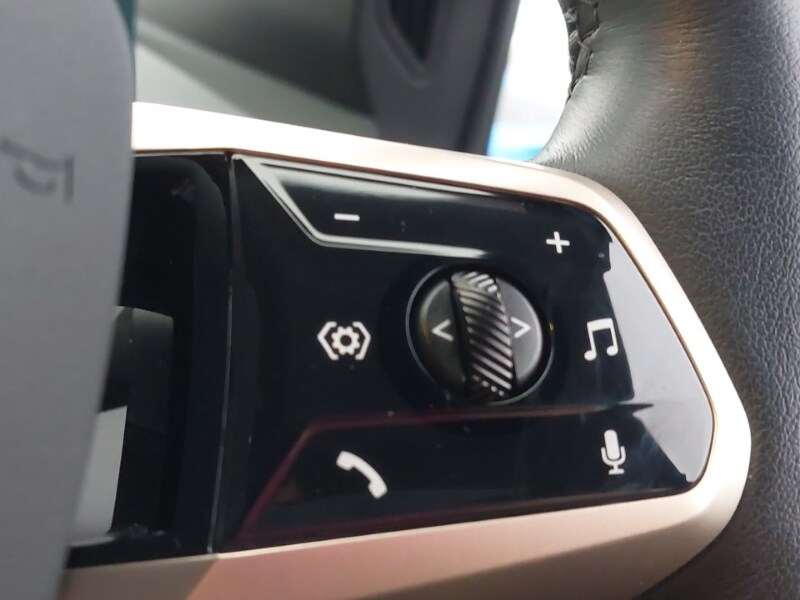 Used BMW iX 2023 for sale - 76726517: Photo 17